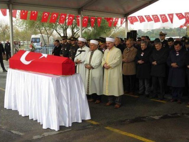 Şehit Polis Için İstanbul'da Cenaze  Töreni