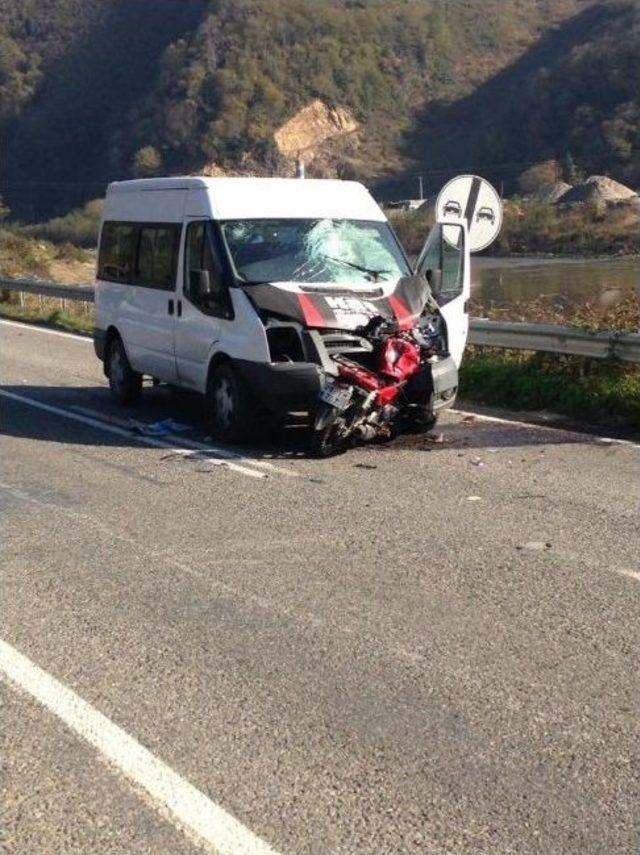 Giresun’da Trafik Kazası: 1 Ölü, 1 Yaralı