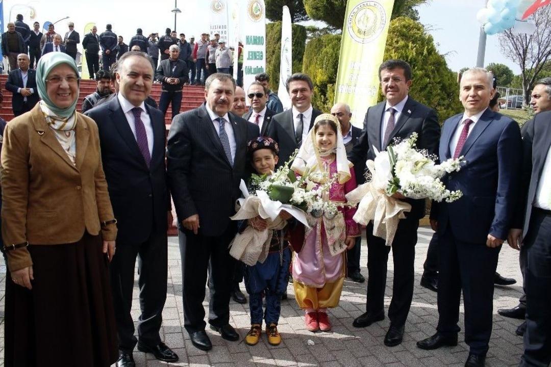 Bakan Eroğlu: "denizli&rsquo;nin 2070 Yılına Kadar İ&ccedil;me Suyu Sorunu &Ccedil;&ouml;z&uuml;ld&uuml;"
