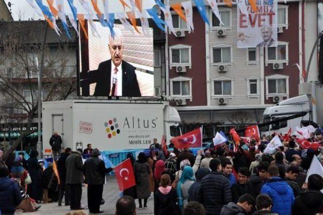 Başbakan Yıldırım: Cumhuriyet'e El Uzatan Karşısında Bizi Görür