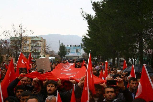 Hani’de ‘teröre Lanet, Şehide Saygı’ Mitingi