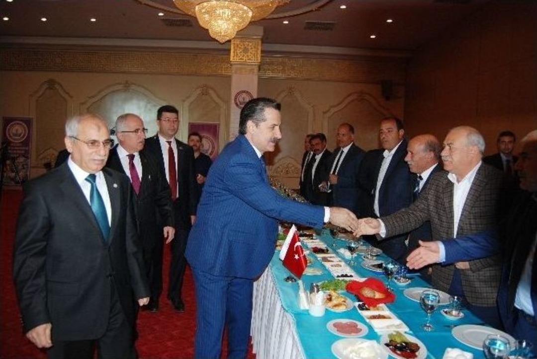 Bakan &Ccedil;elik: "tarım Arazilerinin İmara A&ccedil;ılmasına M&uuml;saade Etmeyeceğiz"