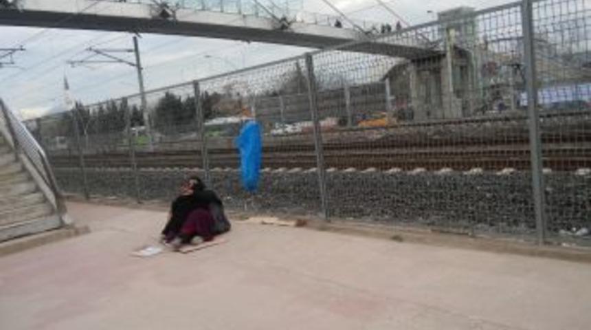 İzmit&rsquo;te Dilencilere Ge&ccedil;it Yok