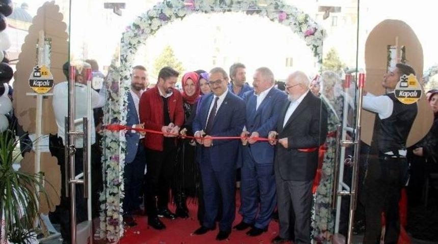 Moodbasic & Dresslove Şubesi A&ccedil;ıldı