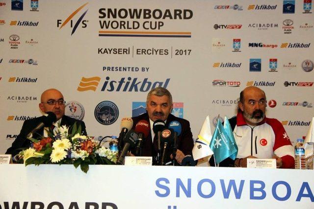 Dünya Snowboard Kupası Erciyes’de Başlıyor