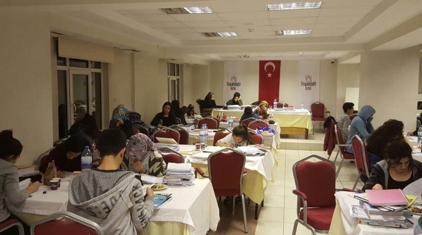 Yeni Hamle Eğitim Kurumları, Ygs &Ouml;ncesi &Ouml;ğrencilerini Kampa Aldı