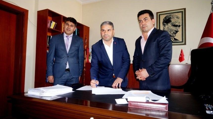 Hayırsever Muhtar Mahallesine Okul Yaptıracak