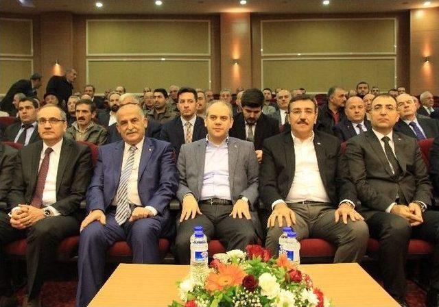 Bakan T&uuml;fenkci: "&uuml;reticilerimizin İyi Eğitilmesi Ve Pazara Y&ouml;nelik &Uuml;retim Yapmaları Gerekir" 1