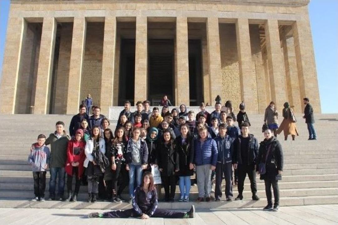 Kayseri Emniyet M&uuml;d&uuml;rl&uuml;ğ&uuml; &Ouml;ğrencileri Tarihle Buluşturdu