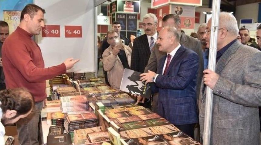Mersin 2. Kitap Fuarı Başladı