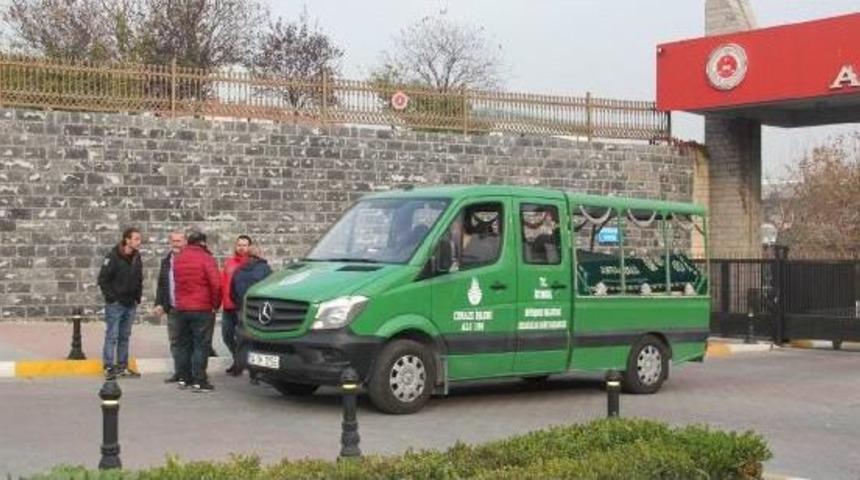 Şişli'deki Soygun Sırasında Hayatını Kaybeden Karanfil'in Cenazesi Adli Tıp Kurumu'ndan Alındı