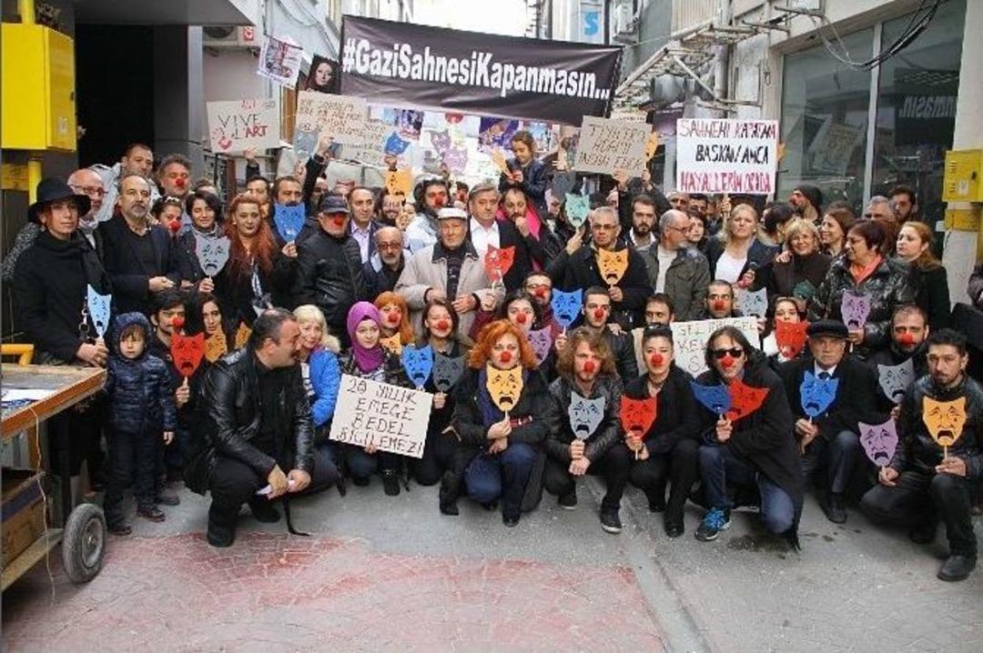 Tiyatrocuların Sazlı S&ouml;zl&uuml; Eylemi