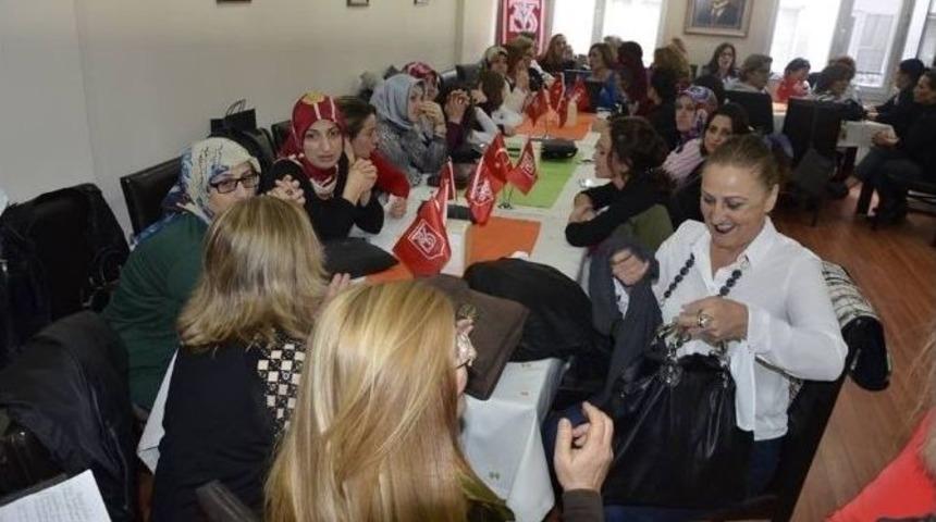 Yardım Sevenler &rsquo;sonbahar Yemeği&rsquo;nde Buluştu