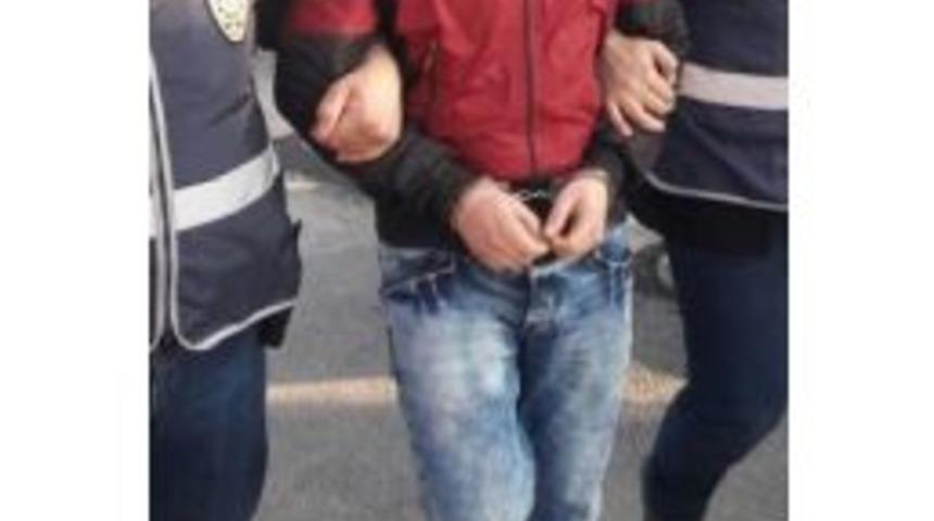 Lise &Ouml;ğrencisini Taciz Eden Kişi Kameralar Sayesinde Yakalandı