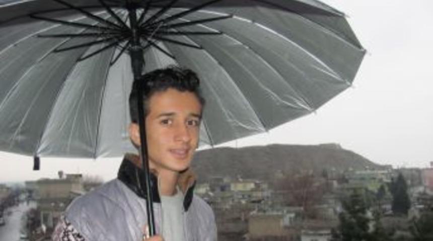 Yağmur Duasına &Ccedil;ıkılan Arabanda, Yağış Sevinci