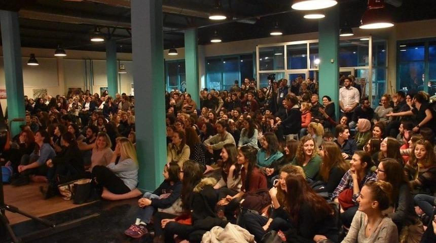 Alternatif Sahne Bir Efsaneyi Ağırladı