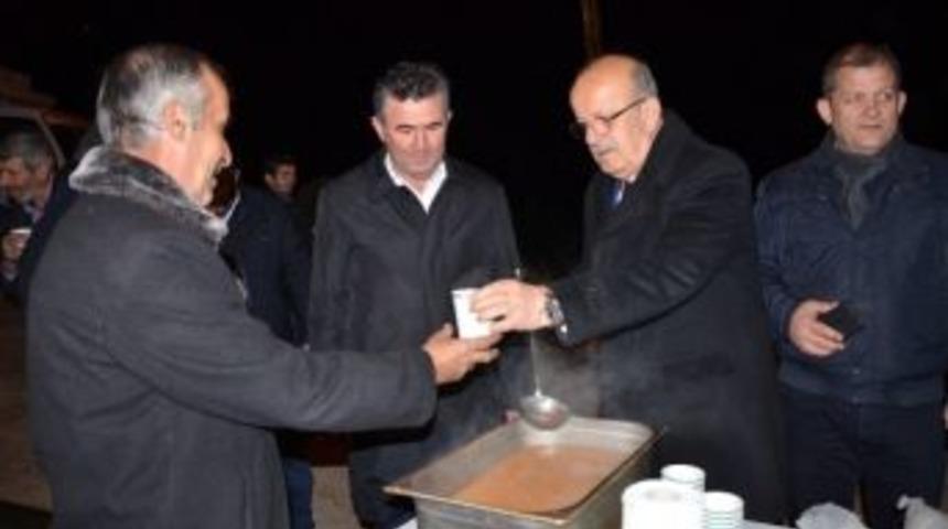 Belediyeden Akşam Soğuğunda Sıcak &Ccedil;orba
