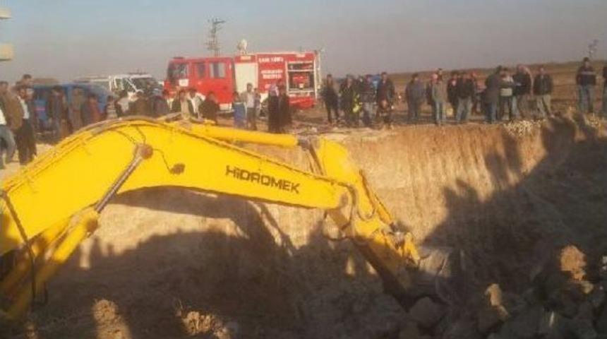 Kuyuya D&uuml;şen 8 Yaşındaki Kızı Kurtarmak I&ccedil;in Zamanla Yarış