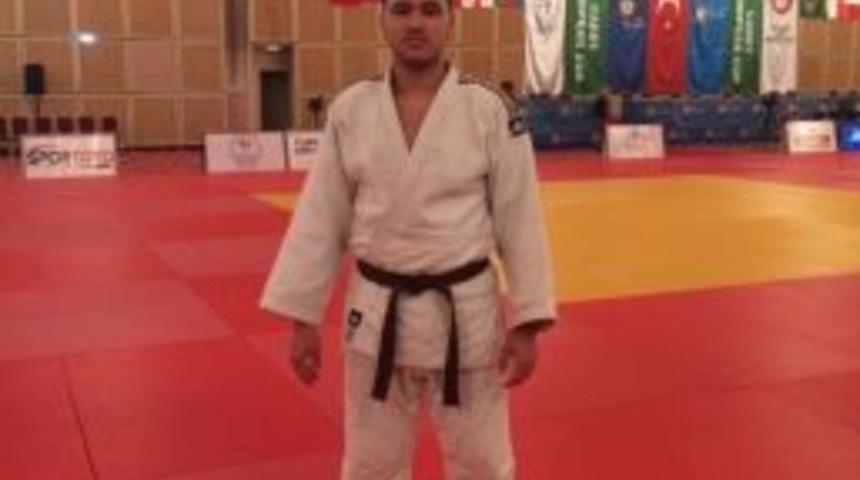 Milaslı Sporcu T&uuml;rkiye&rsquo;yi Temsil Edecek