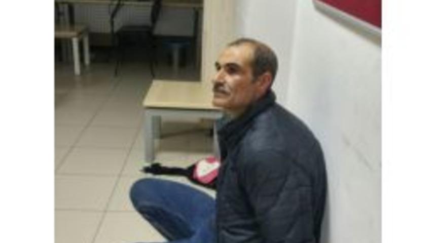 Hırsız Polise Biber Gazı Sıktı