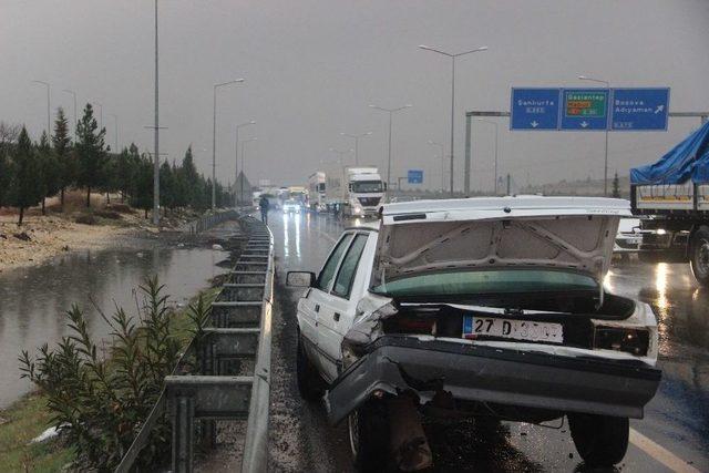 Bakanı Karşılamaya Giden Konvoyda Kaza: 5 Yaralı