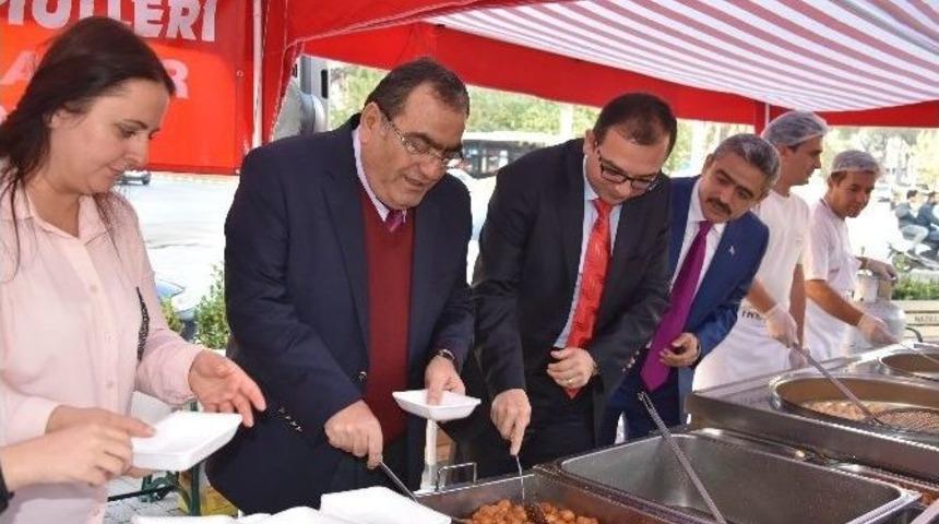 Nazilli&rsquo;de Ebediyete İntikal Eden &Ouml;ğretmenler Unutulmadı