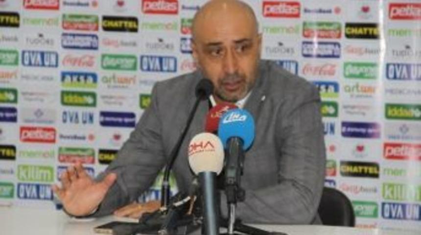 Tolunay Kafkas: “oyuncularım Bütün Övgüyü Hak Ediyor”