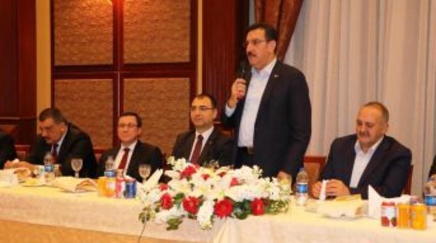 Bakan T&uuml;fenkci&rsquo;den Kayısı A&ccedil;ıklaması