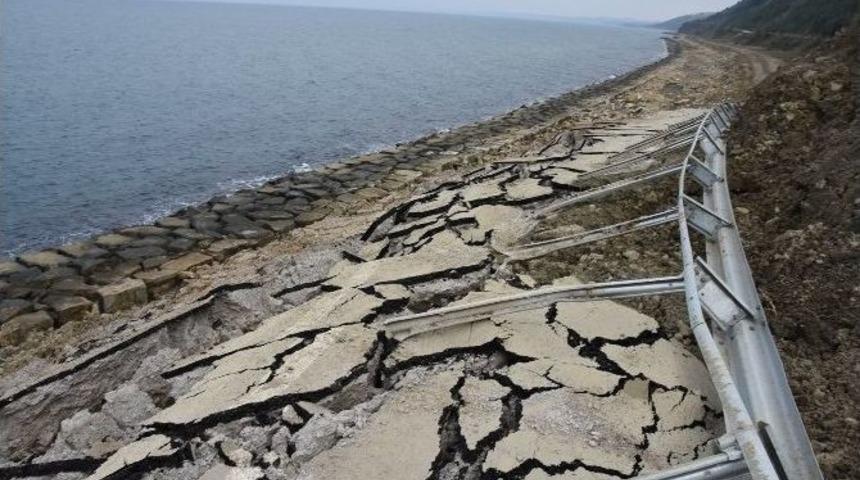 Sinop&rsquo;taki Heyelan Devam Ediyor