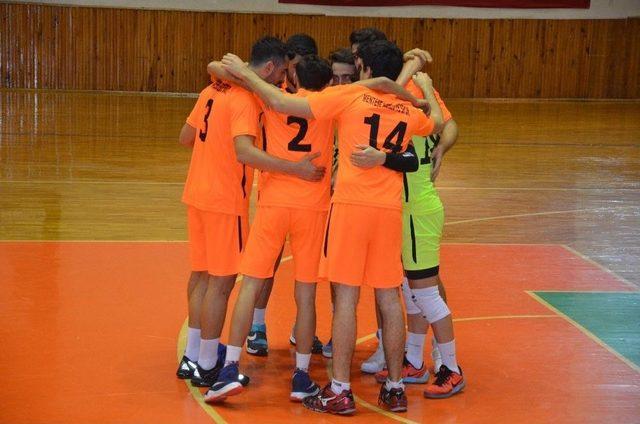 Bölgesel Voleybol Ligi Play-off Maçları Başladı