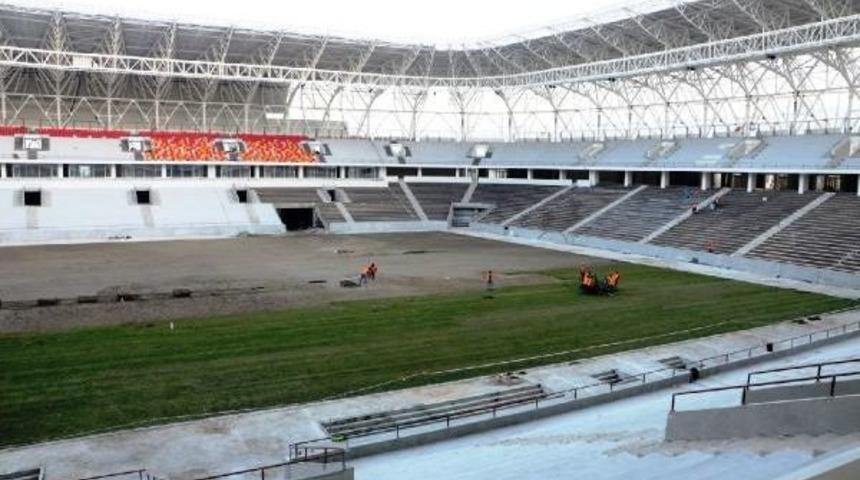 Bakanlar &Ccedil;ağatay Kılı&ccedil; Ve B&uuml;lent T&uuml;fenkci Yeni Statta Incelemede Bulundu