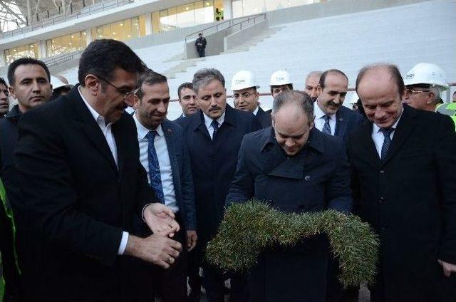 Bakan Çağatay Kılıç Ve Bülent Tüfenkci Malatya’daki Spor Tesislerini İnceledi