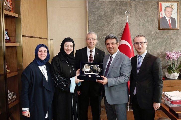 İndira Kaljo’dan Başkan Karadeniz’e Teşekkür Ziyareti G2