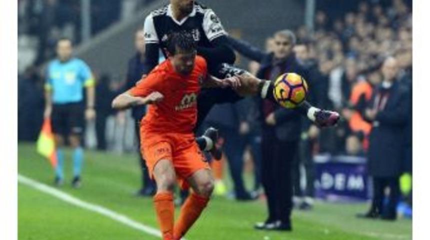 Medipol Başakşehir Ka&ccedil;tı Beşiktaş Yakaladı