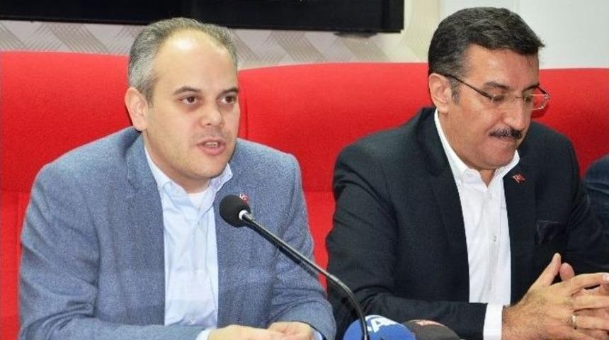 Bakan Kılı&ccedil; Ve T&uuml;fenkci Ak Parti Malatya İl Başkanlığını Ziyaret Etti