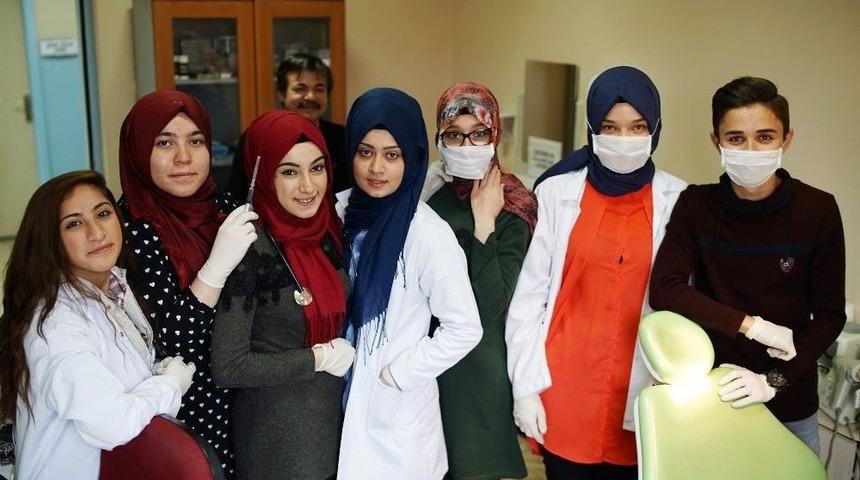 Lisede &lsquo;meslekte 1 G&uuml;n&rsquo; Projesi