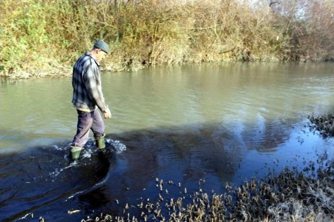 K&ouml;yl&uuml;lerden Dereyi Kirleten Fabrikaya Tepki...(&ouml;zel Haber)
