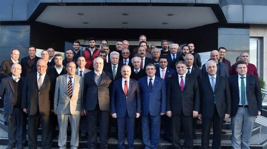 Vali &Ccedil;akacak: &ldquo;her İşveren G&uuml;c&uuml; &Ouml;l&ccedil;&uuml;s&uuml;nde İstihdam Sağlayarak Bu Seferberliğe Katkı Sunmalı&rdquo;