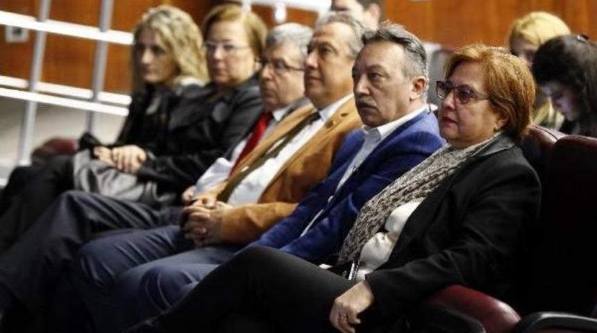 Chp'li Öztürk: Hayır Diyenler Hapse Mi Atılacak ?