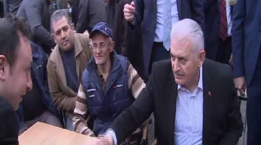 Başbakandan Hastane Ve Taksi Durağı Ziyareti