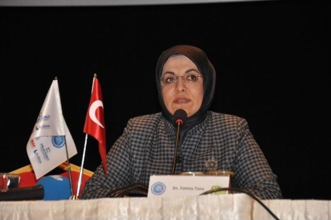 Başkan Toru Kentsel D&ouml;n&uuml;ş&uuml;m Zirvesi&rsquo;ne Katıldı