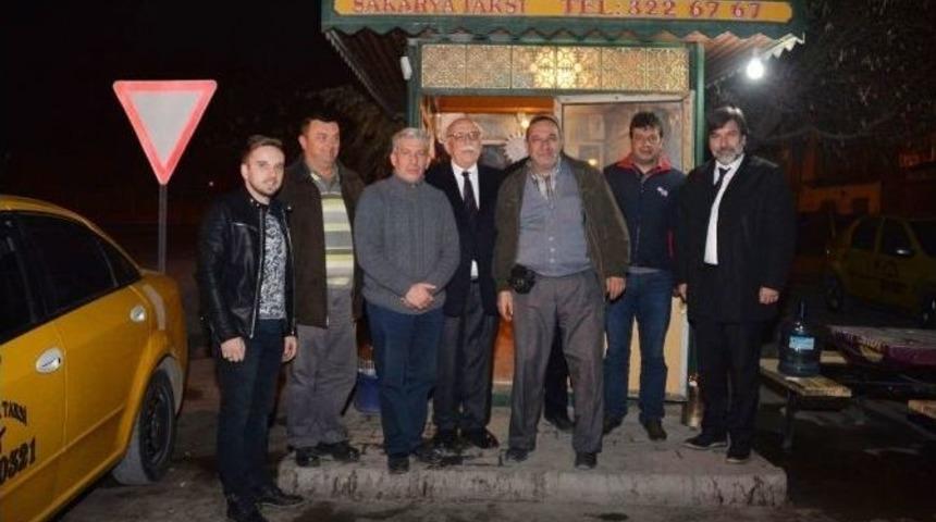 Bakan Avcı&rsquo;dan Taksi Durağına Ziyaret