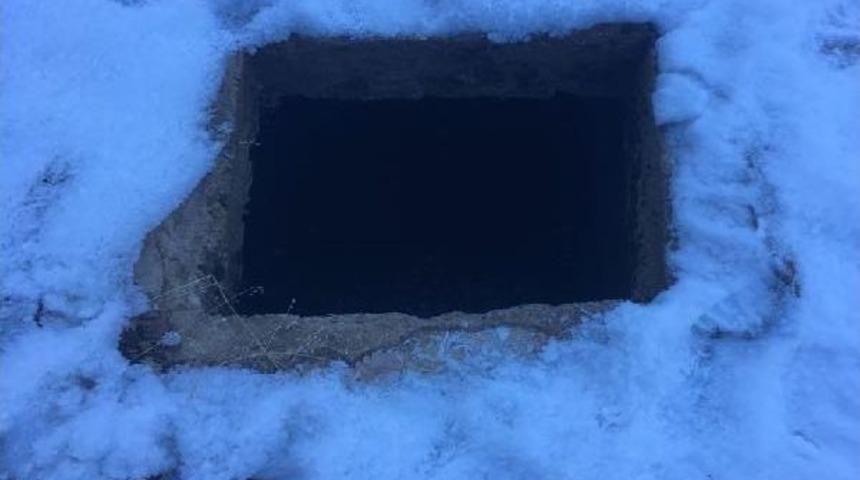 Bing&ouml;l Kiğı Kırsalında Pkk'ya Darbe : 23 Sığınak Ve 6 Mevzii Bulundu