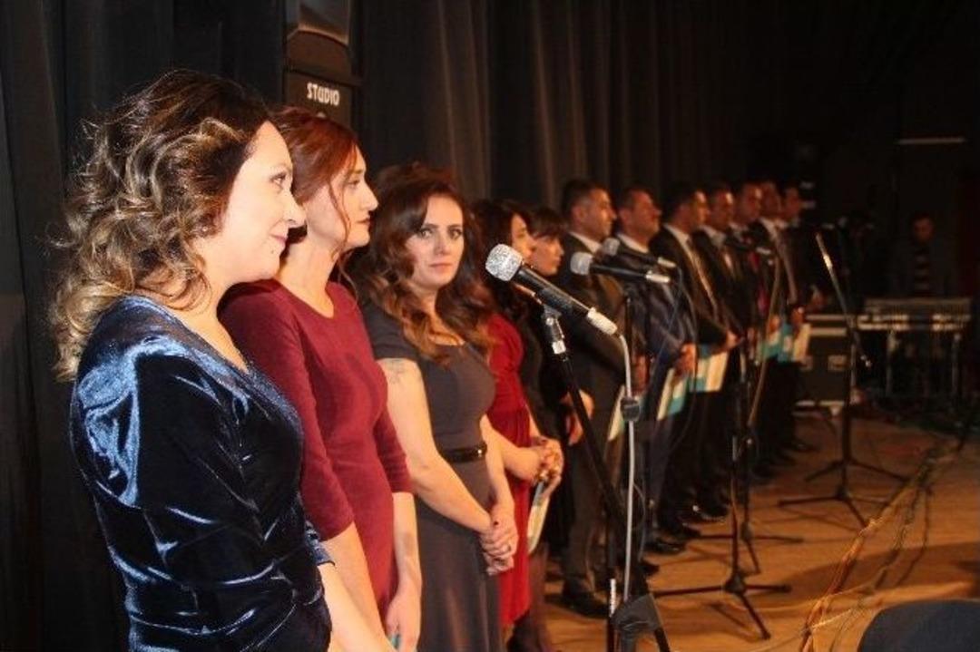 &Ouml;ğretmenler Konser Verdi