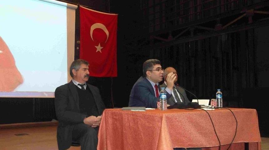 Varto Kaymakamı &Ccedil;etin, K&ouml;y Ve Mahalle Muhtarları İle Bir Araya Geldi