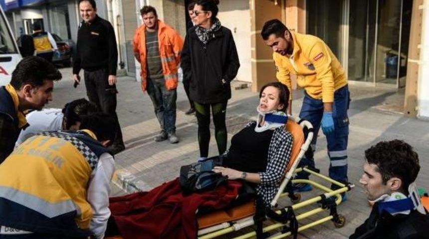 Beyoğlu'nda Kaza: 2 Yaralı