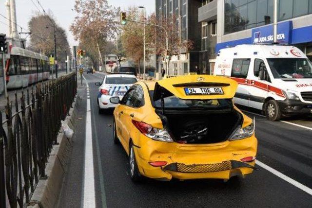 Beyoğlu'nda Kaza: 2 Yaralı