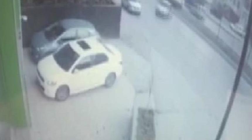 Şişli'deki Kaza G&uuml;venlik Kameralarında