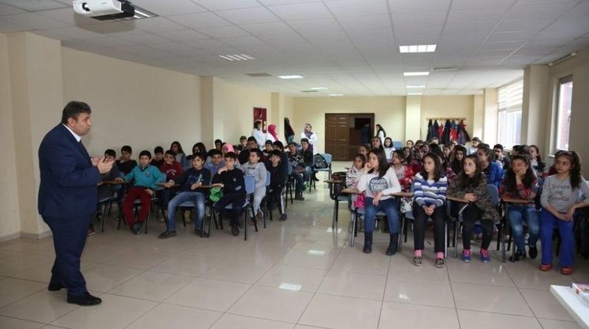 &Ccedil;ocuk Meclisi &Uuml;yelerine Uygulamalı Sivil Savunma Eğitimi