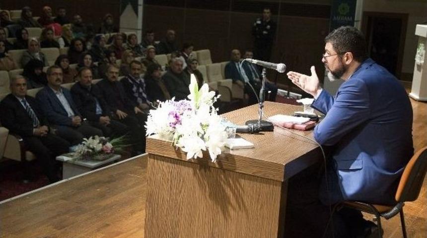 Meram&rsquo;da "hak S&ouml;z Dinlemek İ&ccedil;in Hz. Mevlana" Konferansı Ger&ccedil;ekleştirildi